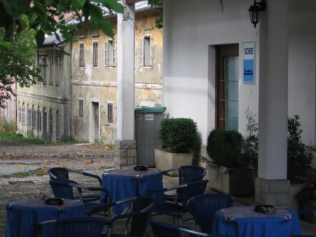 Guest House Roze Ilirska Bistrica Exterior foto